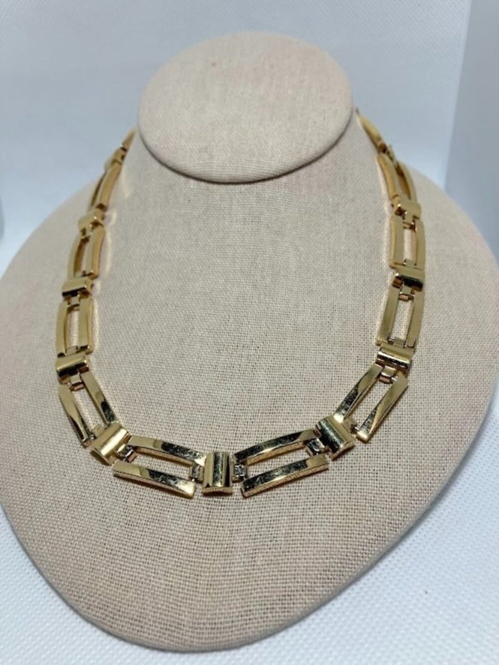 Napier Vintage Choker Gold-Tone Geometric Link Necklace Modernist Classic